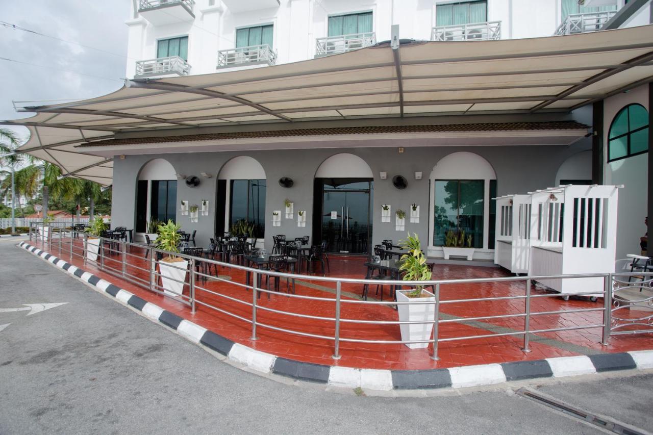 Klana Beach Resort Port Dickson Exterior foto
